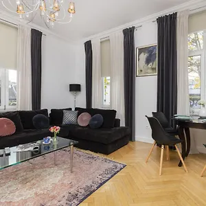  Apartament Stylish Parkowa